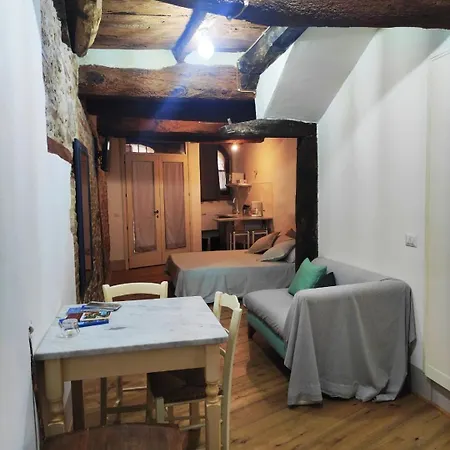 Antica Dimora Vicolo Del Tempio 3* Spina